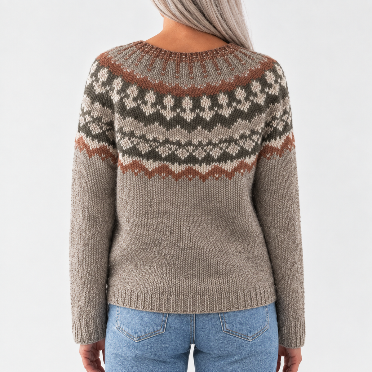 Debbie - Retro Scandinavian knitted sweater